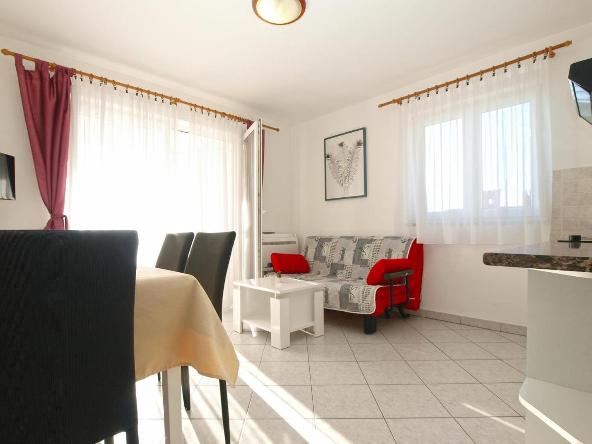 Mira 1978 Apartment Poreč