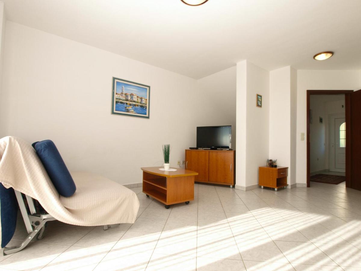 Apartment Mira 1978 Poreč